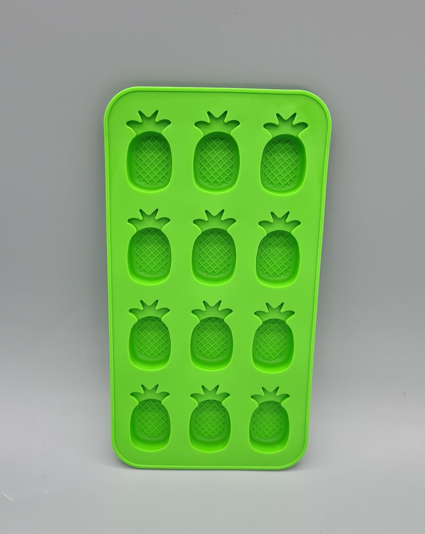 12-grid pineapple ice cube mold